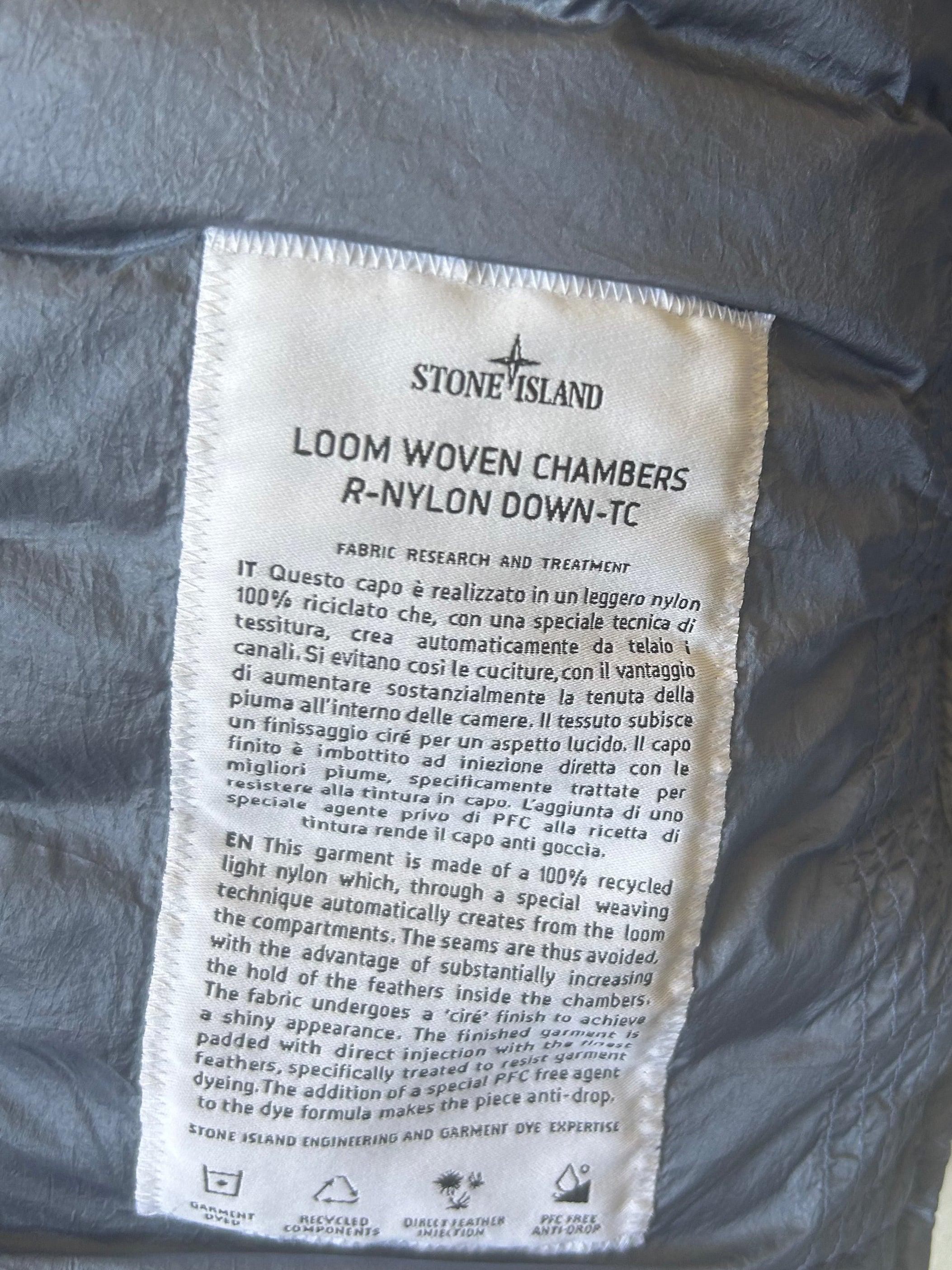 Stone Island Loom Woven Chambers R-Nylon Down TC