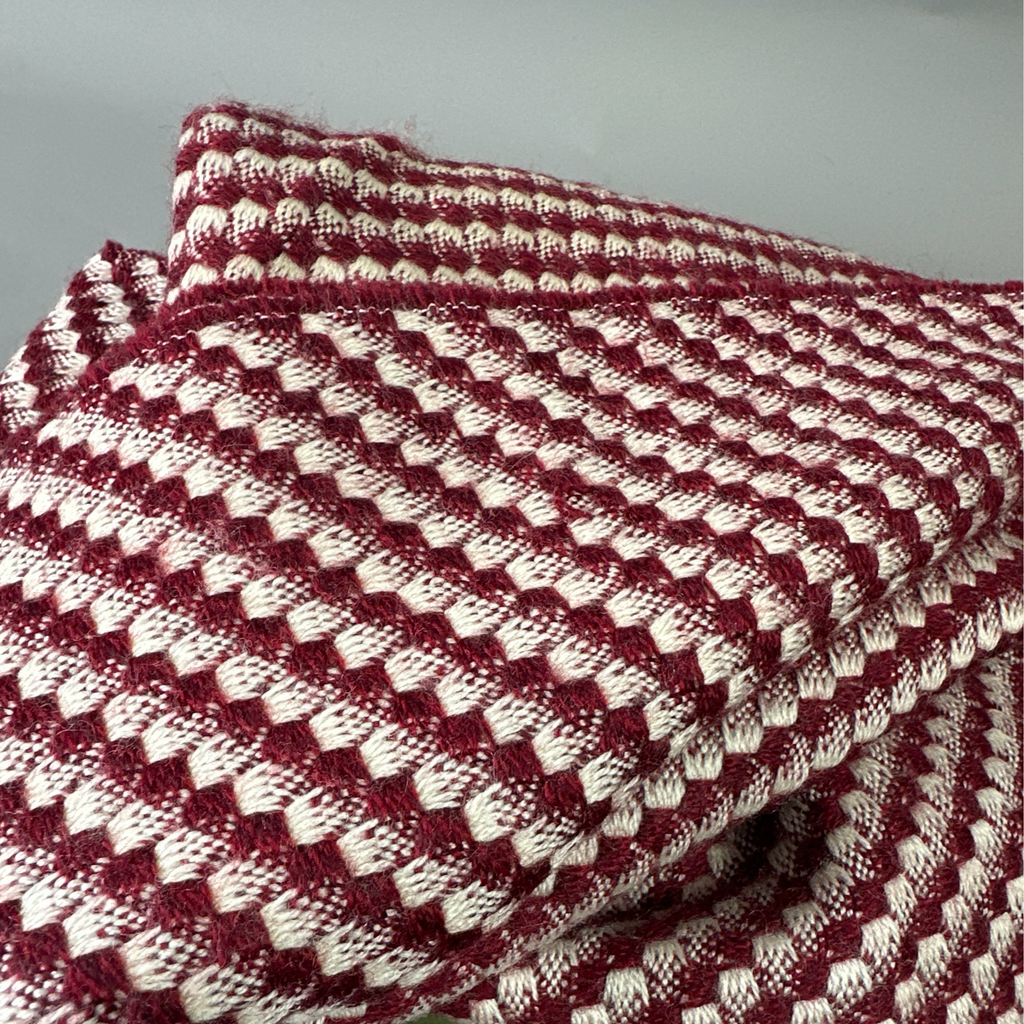 Fendi scarf woven in red and white wool